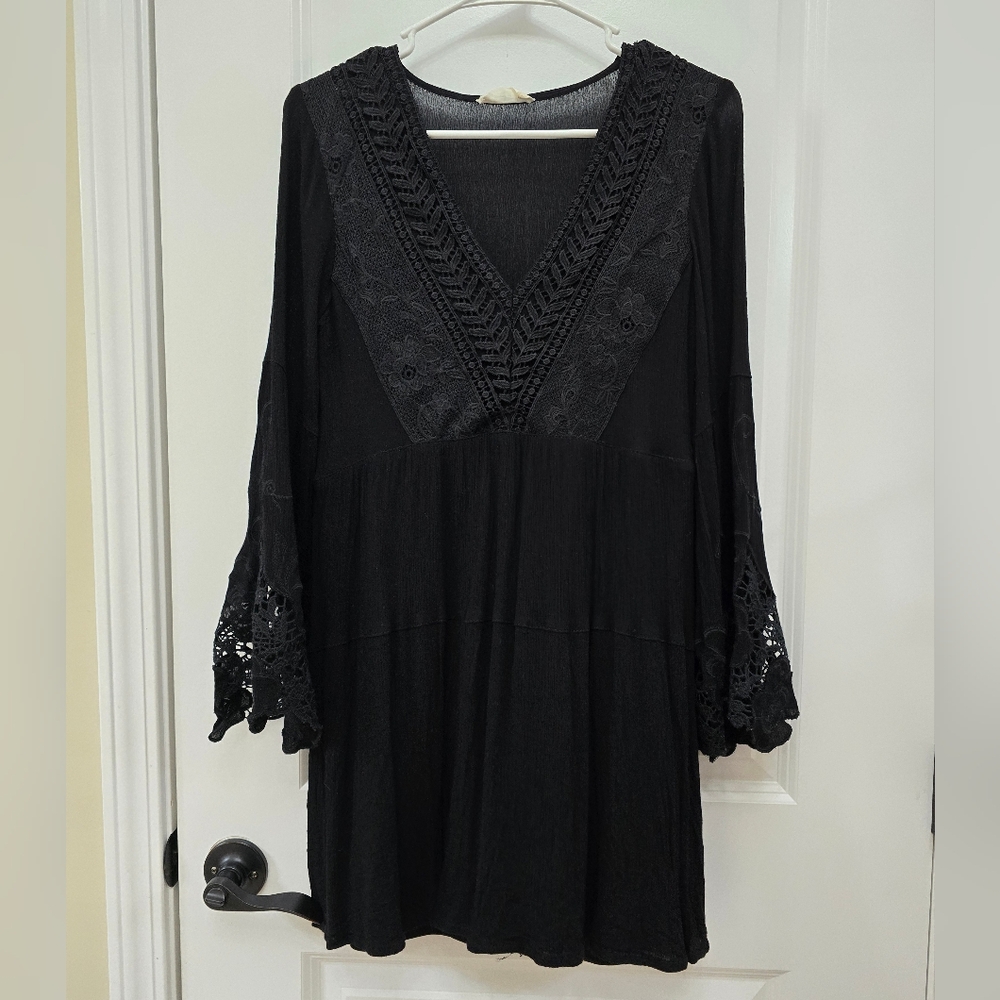 Altar'd State Black V-neck Lace Dress